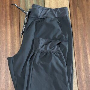 Med Couture Insight Women's 6-Pocket Cargo Jogger Scrub Pants